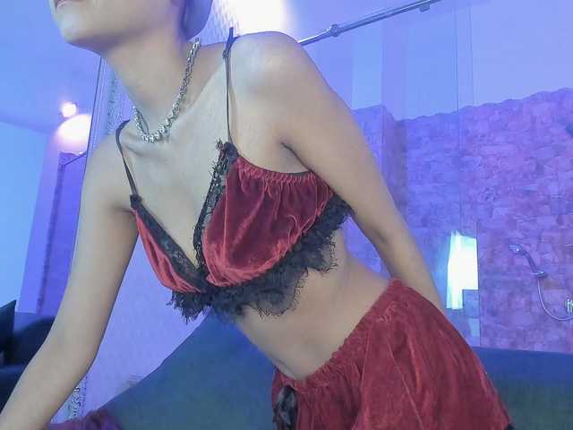 Tara-Hillss live cam on BongaCams