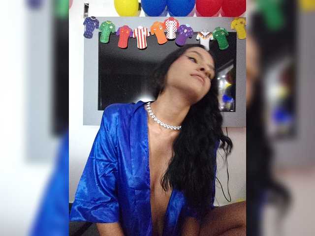Tara-Hillss live cam on BongaCams