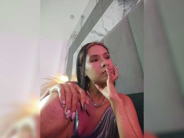 Tara-Hillss live cam on BongaCams