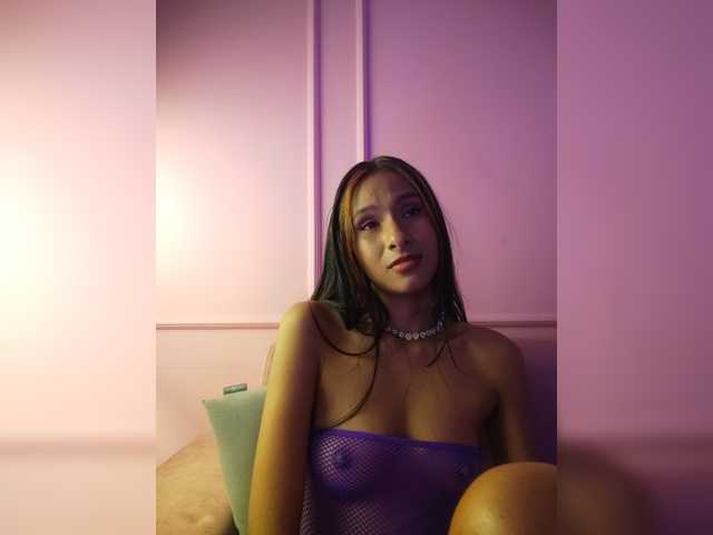 Tara-Hillss live cam on BongaCams