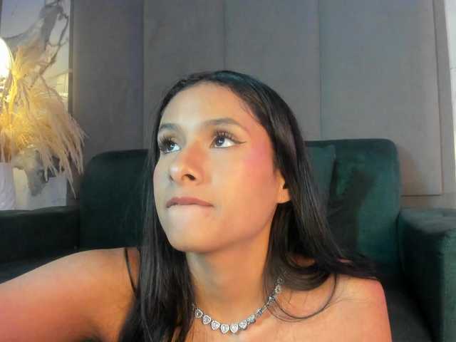Tara-Hillss live cam on BongaCams