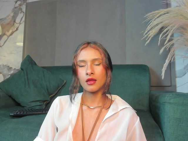Tara-Hillss live cam on BongaCams