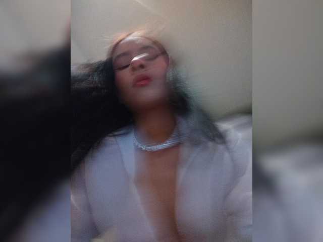 Tara-Hillss live cam on BongaCams