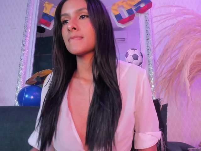 Tara-Hillss live cam on BongaCams