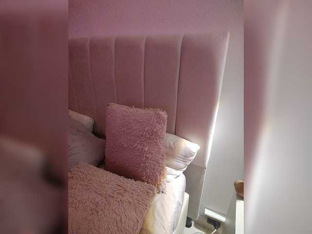 Tara-Hillss live cam on BongaCams