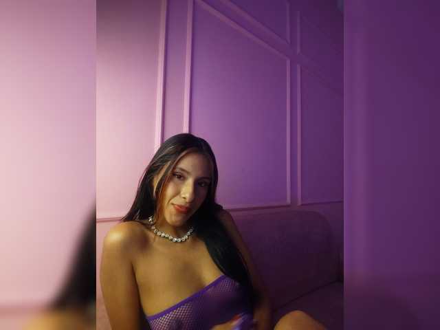 Tara-Hillss live cam on BongaCams