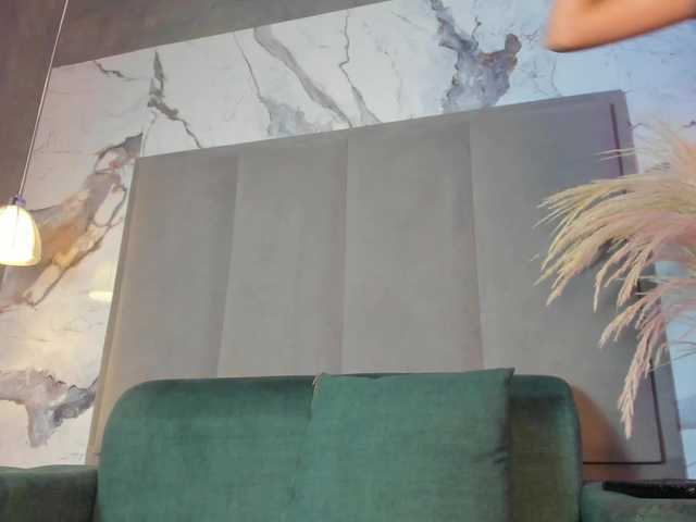 Tara-Hillss live cam on BongaCams