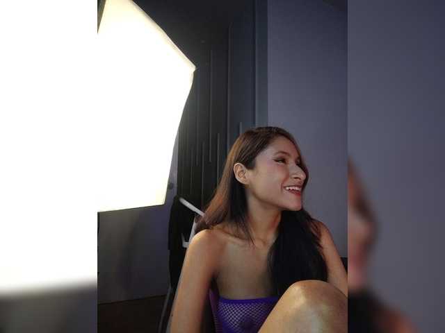 Tara-Hillss live cam on BongaCams