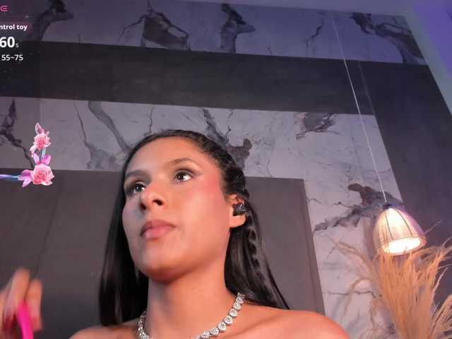 Tara-Hillss live cam on BongaCams