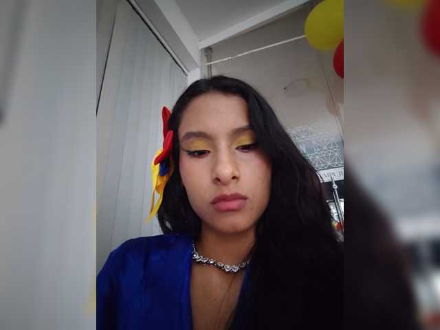 Tara-Hillss live cam on BongaCams