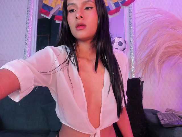 Tara-Hillss live cam on BongaCams