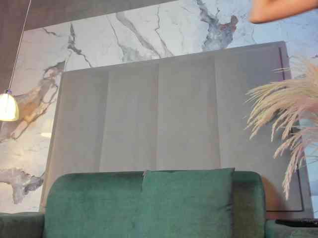 Tara-Hillss Live Webcam on BongaCams