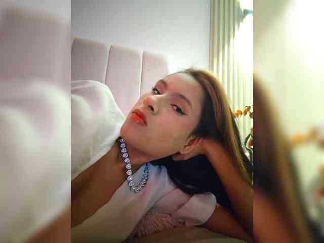 TharaMills webcam