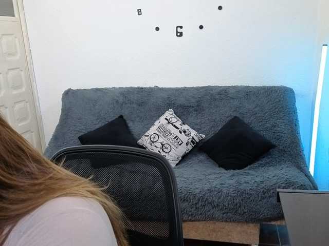 carladubois live cam on BongaCams