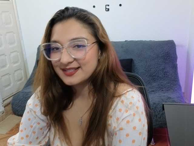 le modèle carladubois est en webcam porno dans un show sur le site bongacams, il possède les tags suivants: Latino/Hispanic,Blonde,Shaved