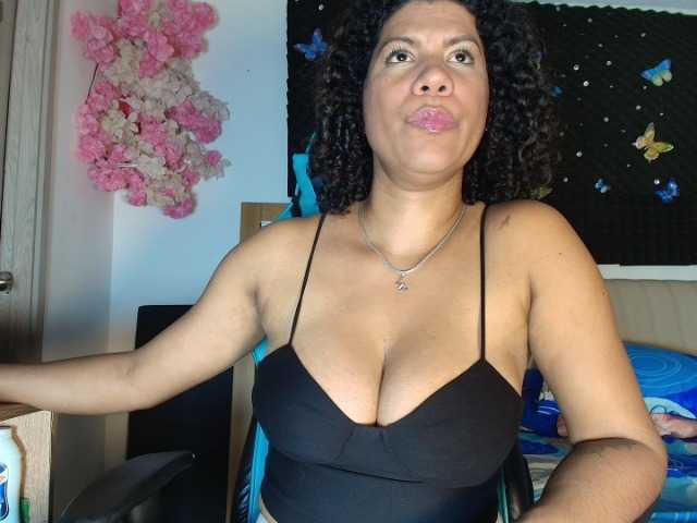 wilmauryssexy live webcam show