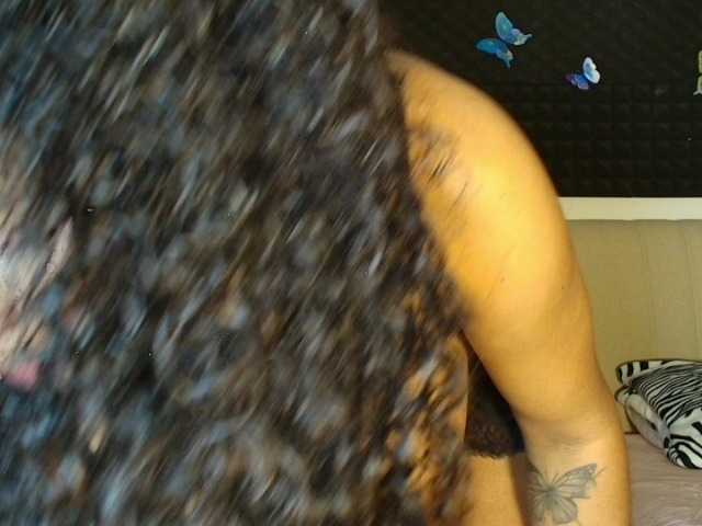 wilmauryssexy's BongaCams show and profile