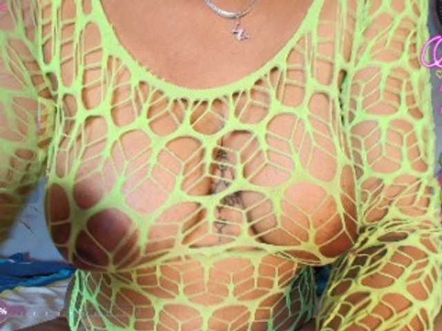 wilmauryssexy live cam on BongaCams