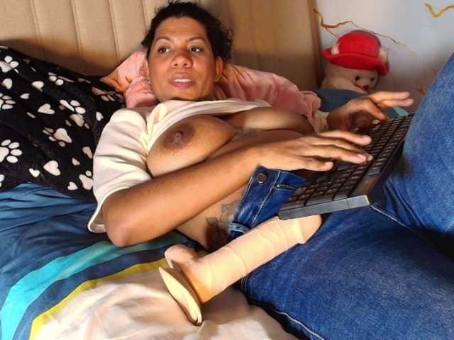 wilmauryssexy en cam live
