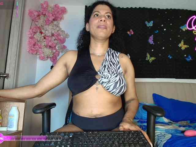 wilmauryssexy webcam