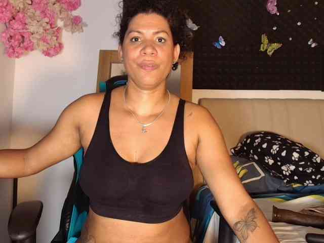 wilmauryssexy webcam