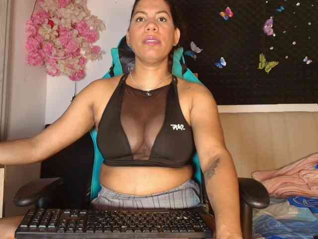 wilmauryssexy webcam