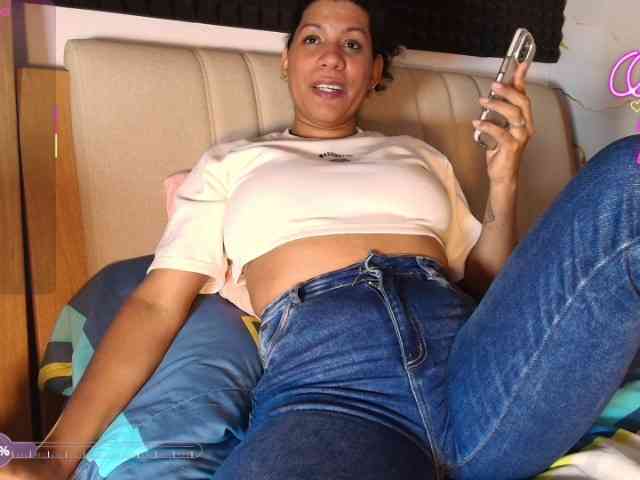 wilmauryssexy webcam