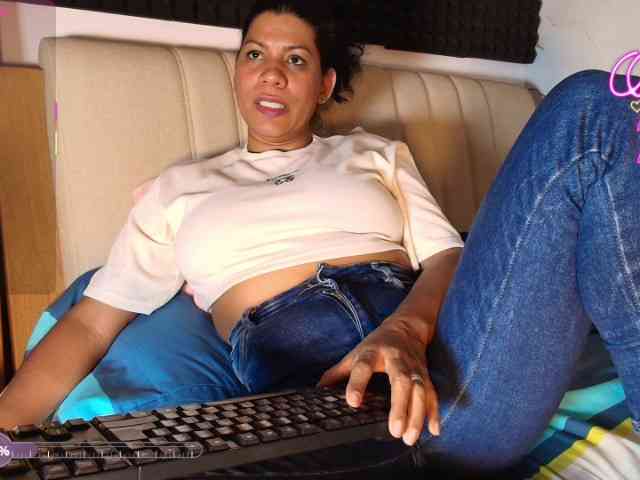 wilmauryssexy webcam