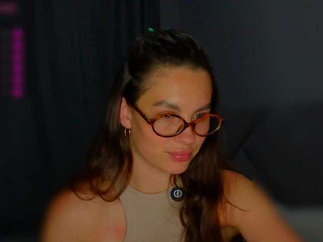 SeLeNaa live cam on BongaCams