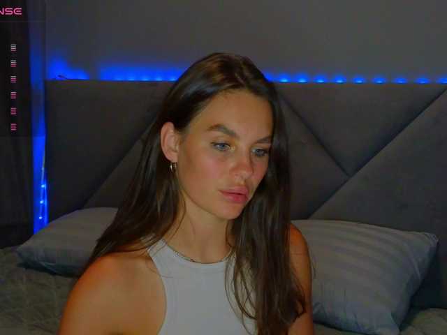 SeLeNaa live cam on BongaCams