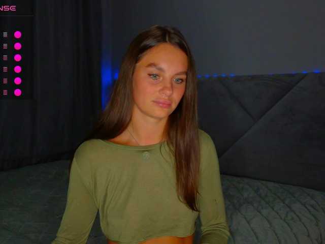 SeLeNaa live cam on BongaCams