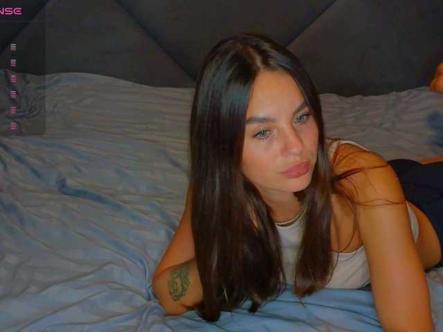 SeLeNaa live cam on BongaCams