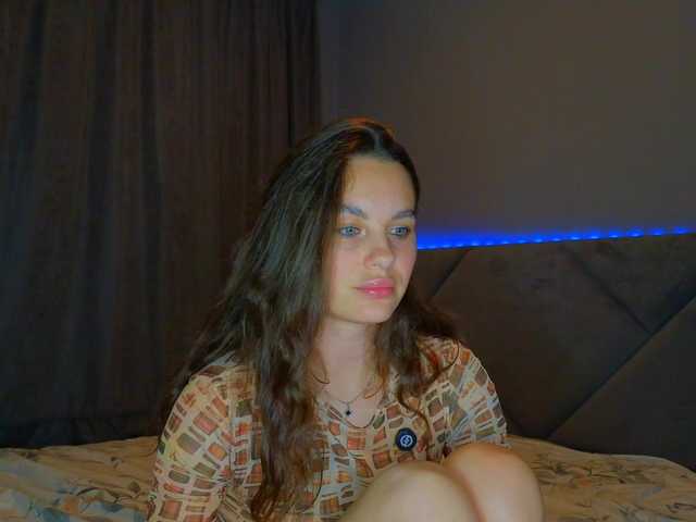 SeLeNaa live cam