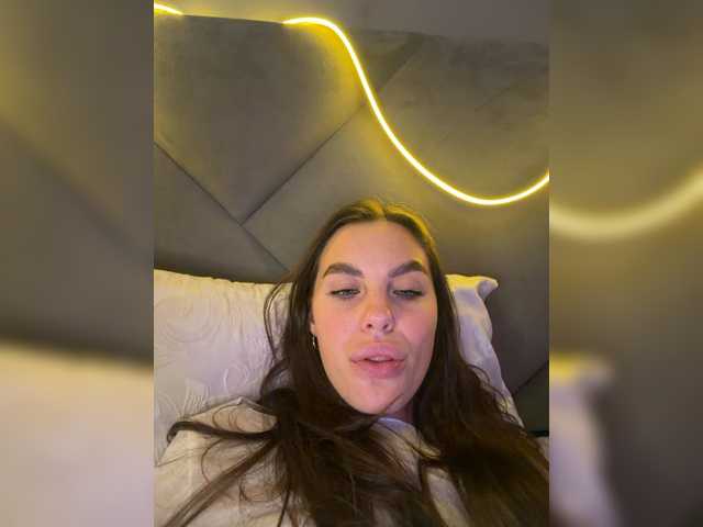Live трансляция VALERIYAAA - slutnetki.online