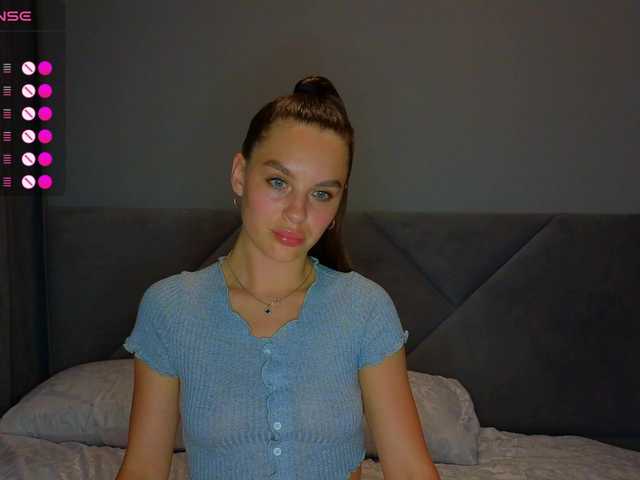 SeLeNaa live cam on BongaCams