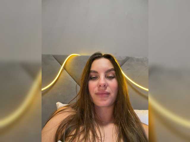 Live трансляция VALERIYAAA - slutnetki.online