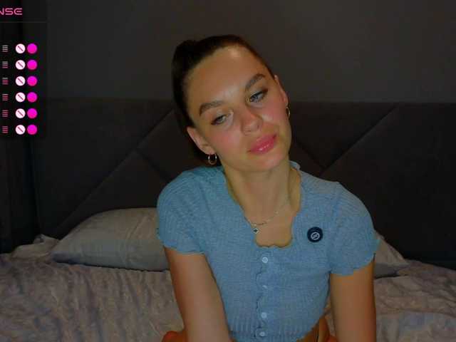 SeLeNaa live cam on BongaCams