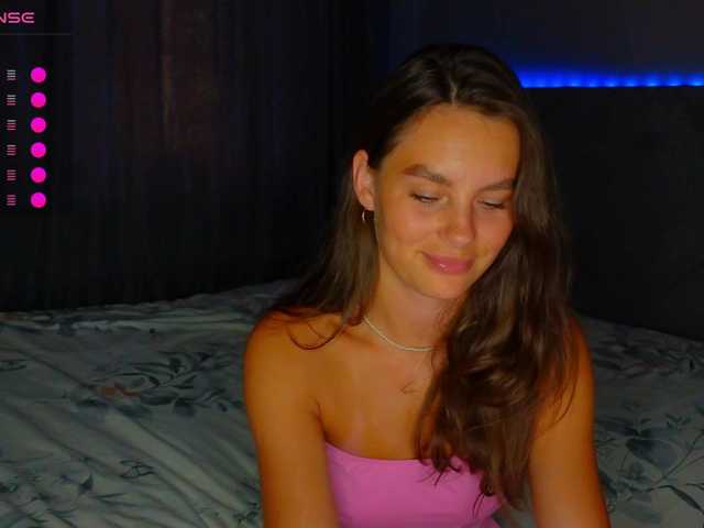 SeLeNaa live cam on UnifiedCams