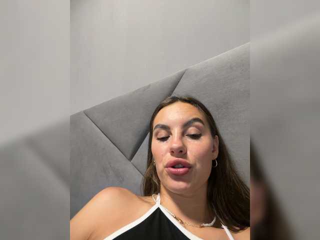 SeLeNaa live cam on BongaCams