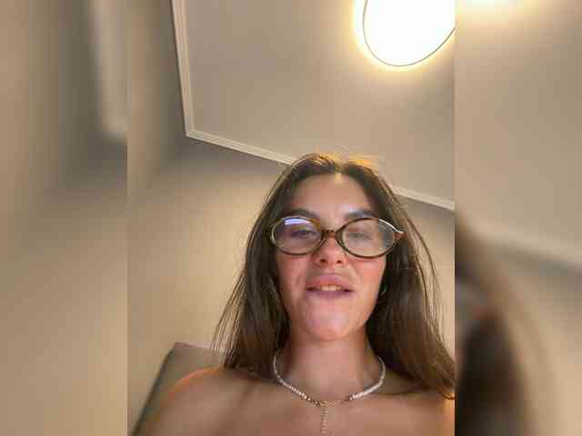 SeLeNaa Sex Cam Show
