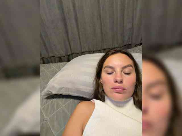 VALERIYAAA webcam