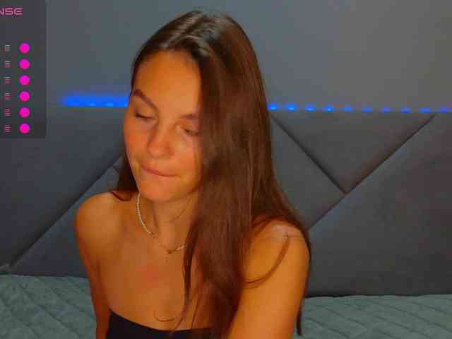 VALERIYAAA webcam