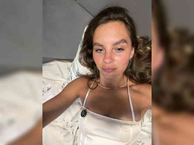 VALERIYAAA webcam
