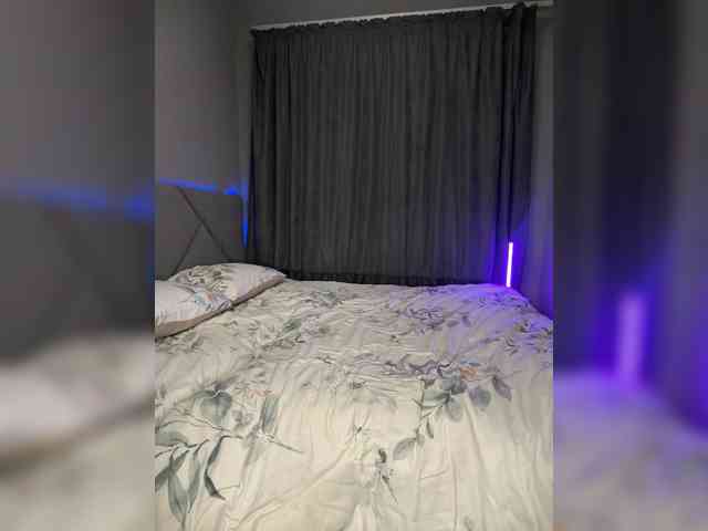 VALERIYAAA webcam