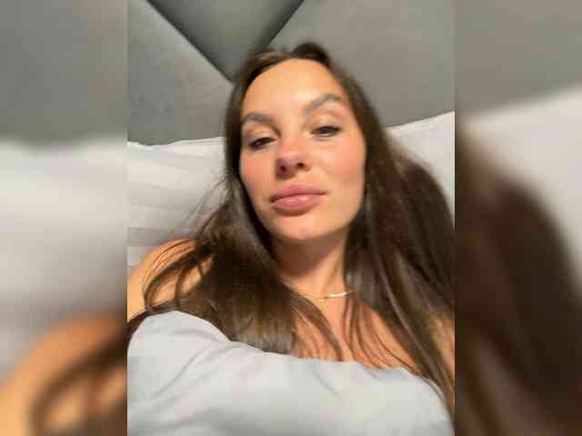 VALERIYAAA webcam