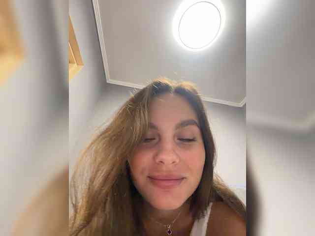VALERIYAAA webcam