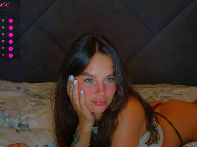 VALERIYAAA webcam