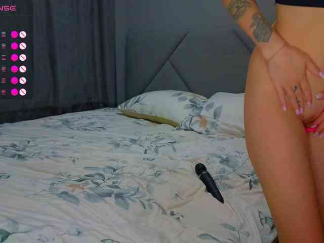 VALERIYAAA webcam