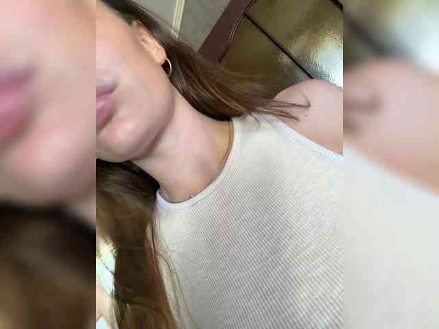 VALERIYAAA webcam