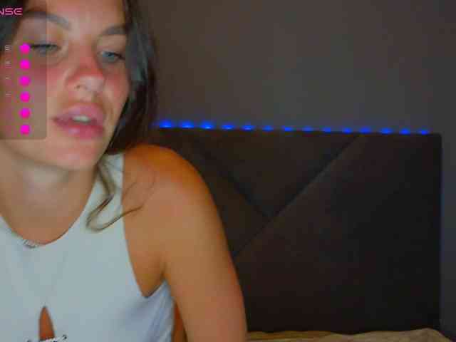 VALERIYAAA webcam